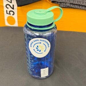 Nalgene Blue and Green Water Bottle 32 ounces wide mouth cornflower blue bottle